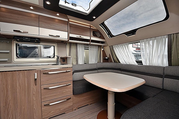 Knaus 590 UE Scandinavian Selection, Långbäddar 5 of 27