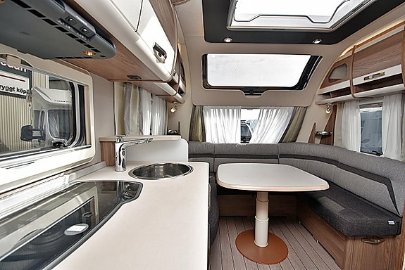 Knaus 590 UE Scandinavian Selection, Långbäddar 21 of 27