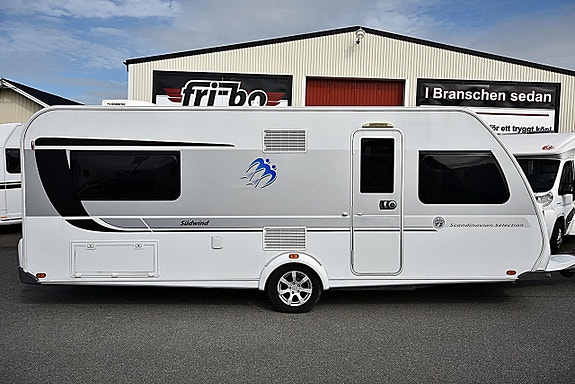 Knaus 590 UE Scandinavian Selection, Långbäddar 3 of 27