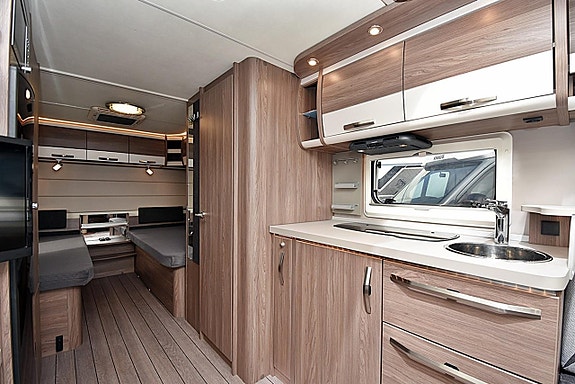 Knaus 590 UE Scandinavian Selection, Långbäddar 11 of 27