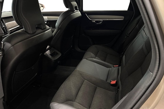 Volvo V90 13 of 21