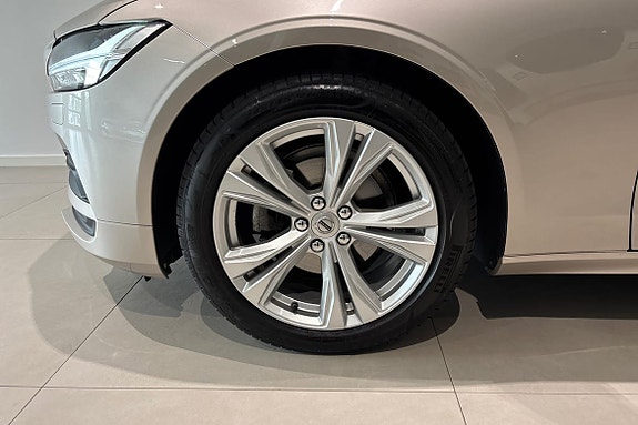 Volvo V90 17 of 21