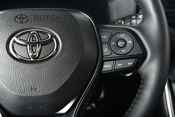 Toyota RAV4 14 of 23