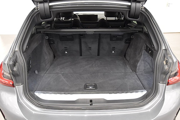 BMW 330e 25 of 25