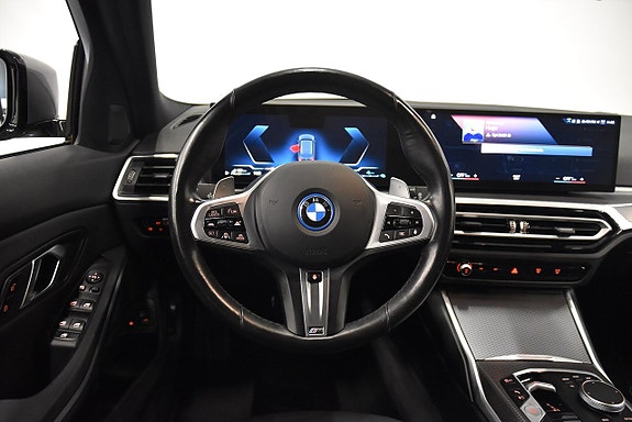 BMW 330e 2 of 25