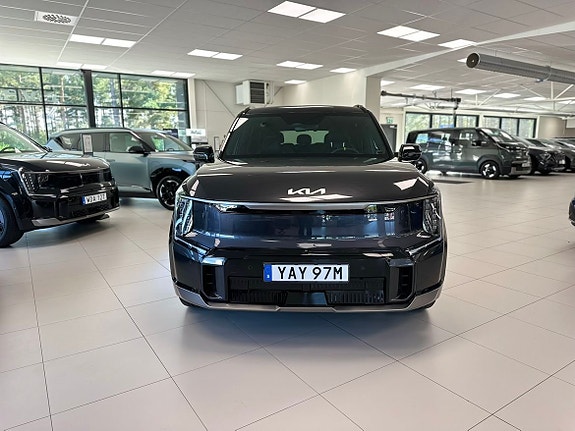 Kia EV9 2 of 24