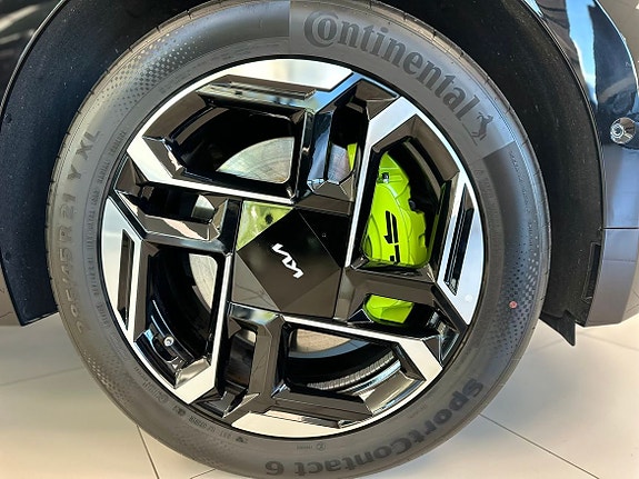 Kia EV9 4 of 24