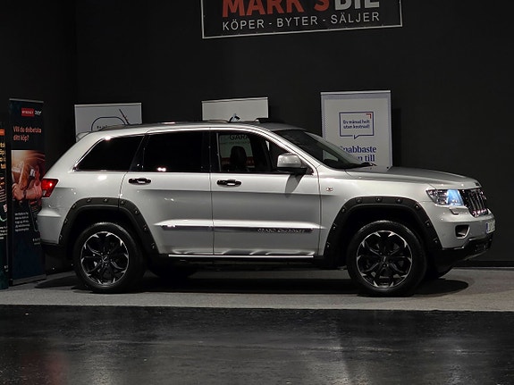 Jeep Grand Cherokee 3 of 27