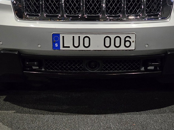 Jeep Grand Cherokee 8 of 27