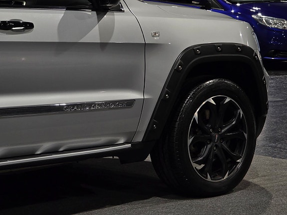 Jeep Grand Cherokee 6 of 27