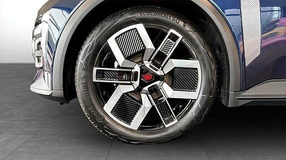 Renault 5 E-Tech 9 of 13