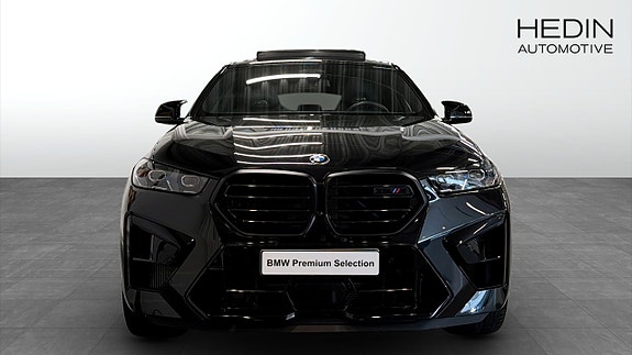 BMW X6 M 8 of 16