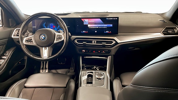 BMW 330e 4 of 8