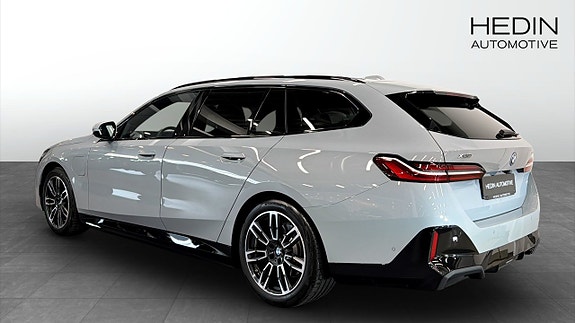 BMW 530e 2 of 14