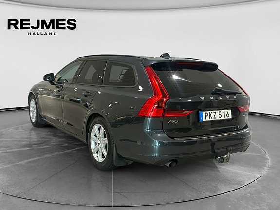 Volvo V90 2 of 14