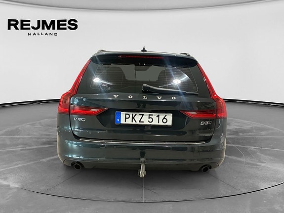 Volvo V90 8 of 14