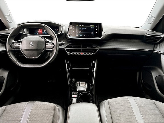 Peugeot e-2008 6 of 15