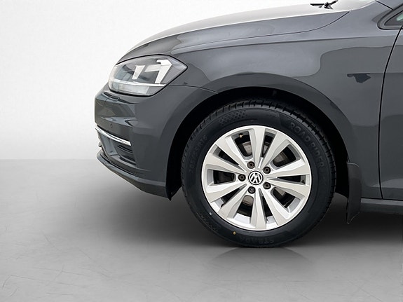 Volkswagen Golf V 23 of 26