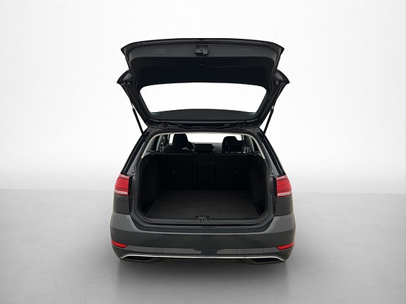 Volkswagen Golf V 10 of 26