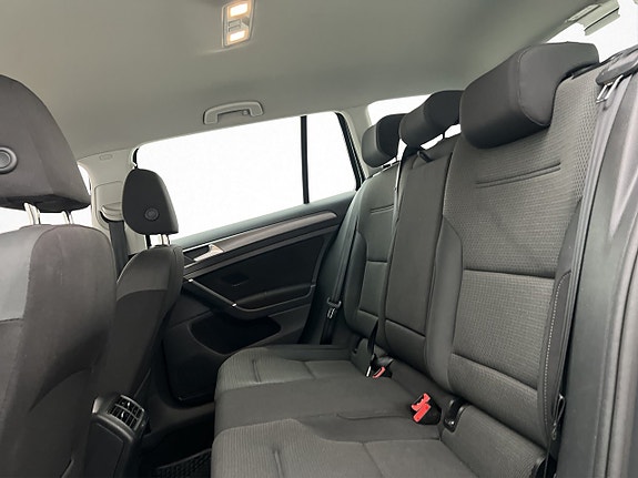 Volkswagen Golf V 18 of 26