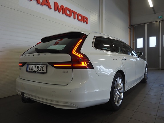 Volvo V90 6 of 26