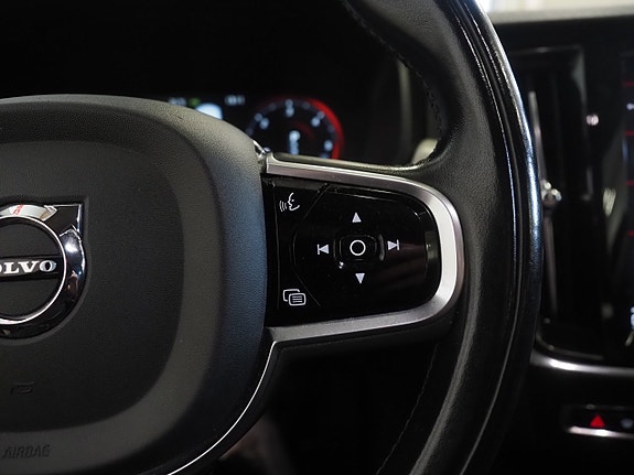 Volvo V90 22 of 26