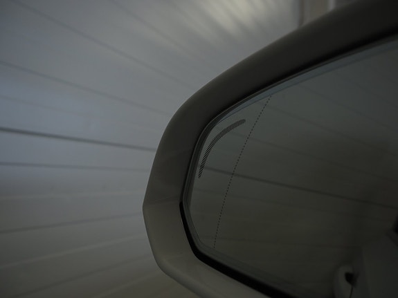 Volvo V90 20 of 26