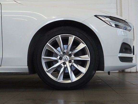 Volvo V90 8 of 26