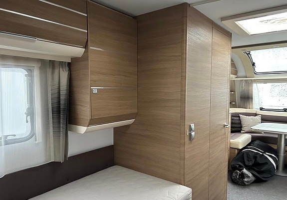 Adria Adora 542UL 13 of 16
