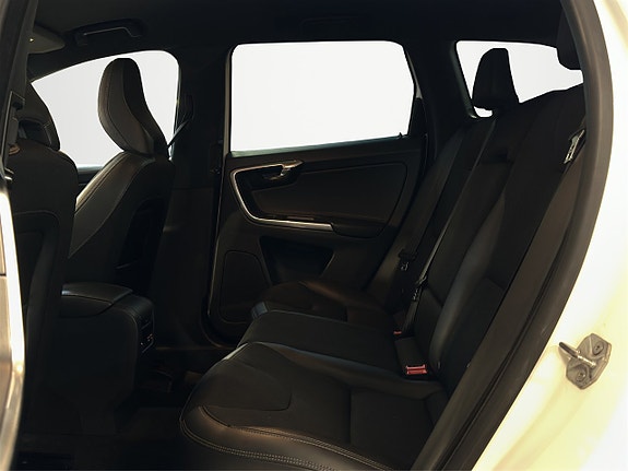 Volvo XC60 21 of 24