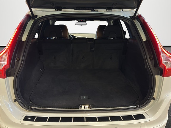 Volvo XC60 24 of 24