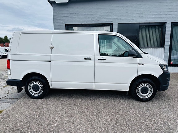 Volkswagen Transporter 6 of 16