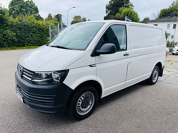Volkswagen Transporter 5 of 16