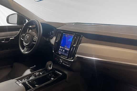 Volvo V90 10 of 26