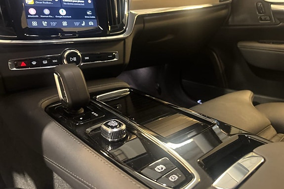 Volvo V90 20 of 26