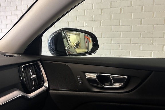 Volvo V60 Cross Country 18 of 21