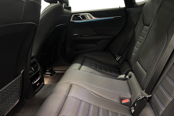 BMW i4 15 of 22