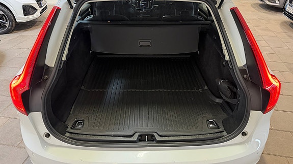 Volvo V90 11 of 20