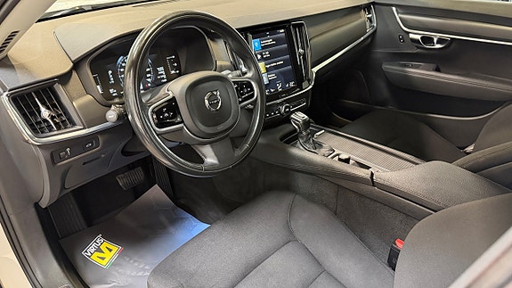 Volvo V90 13 of 20