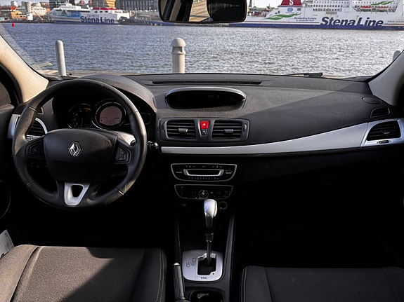 Renault Megane III 5 of 9