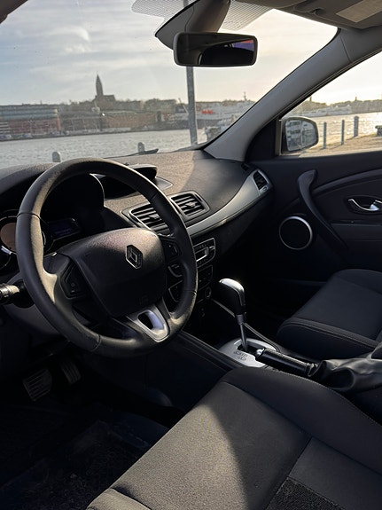 Renault Megane III 7 of 9