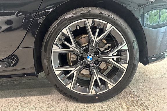 BMW 120 15 of 18