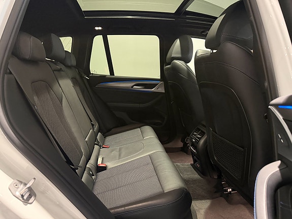BMW X3 7 of 19
