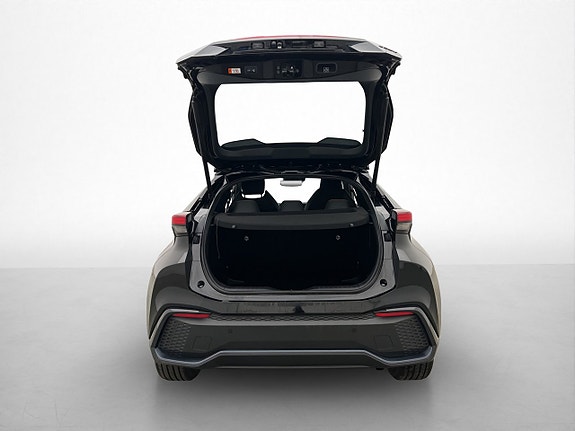 Toyota C-HR 11 of 30
