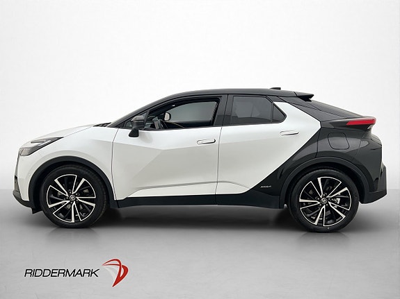 Toyota C-HR 4 of 30