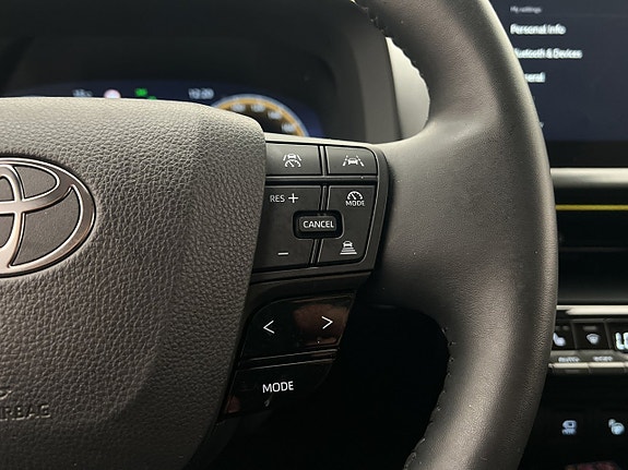 Toyota C-HR 17 of 30