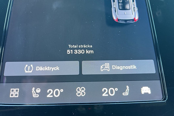 Volvo XC40 12 of 15
