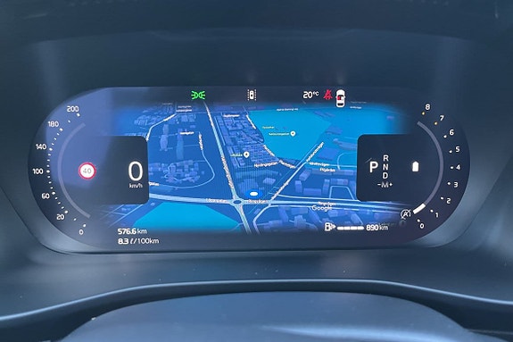 Volvo XC40 14 of 15