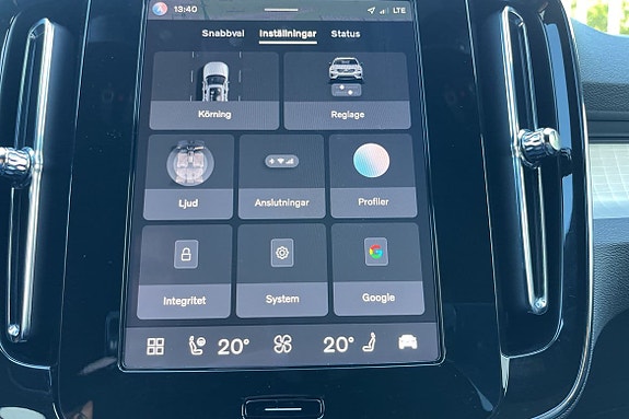 Volvo XC40 15 of 15