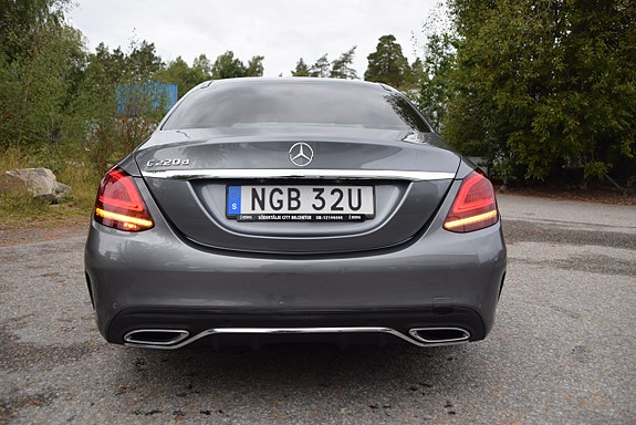 Mercedes-Benz C220 d 4 of 25